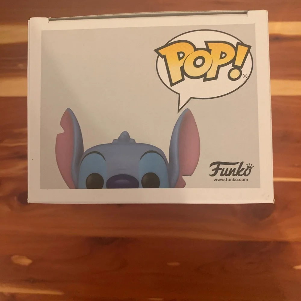 Funko Flocked Stitch (Target Exclusive) - Picture 5 of 5